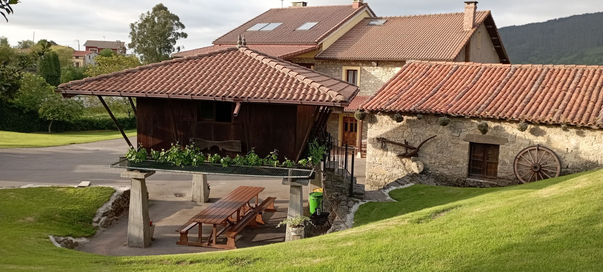 Imágenes casas rurales el lláu